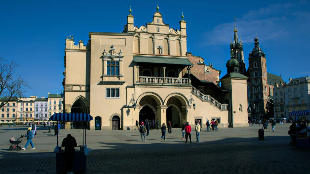 Kraków's Main Market Square and the Cloth Hall
