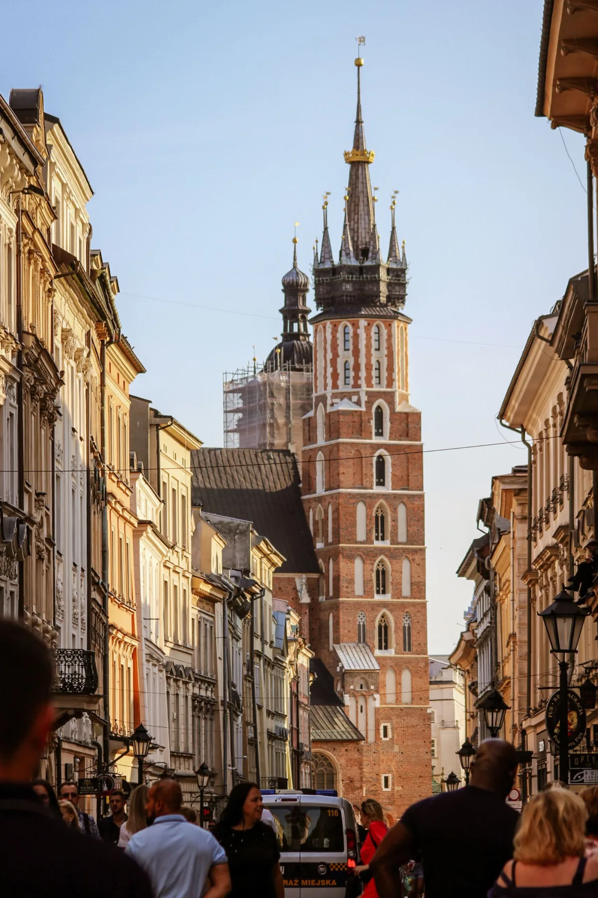 St Mary's Basilica on Kraków's Main Market Square at dusk